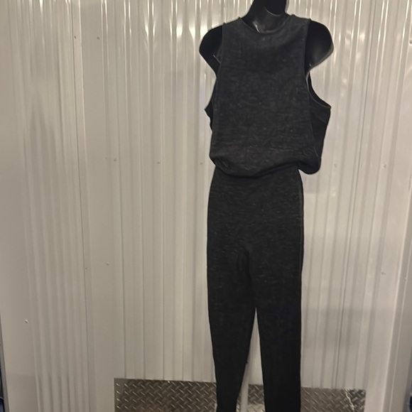 Madewell Grey and White Sleeveless Jumpsuit - Picture 2 of 7